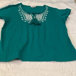 Women’s Casual short sleeve Top ,100% cotton knit, hand washable.
Green /white